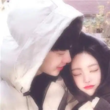  情侣头像清新唯美清纯怀抱必须留给我