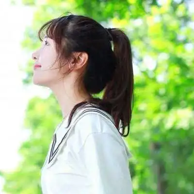  打情骂俏的爱人头像