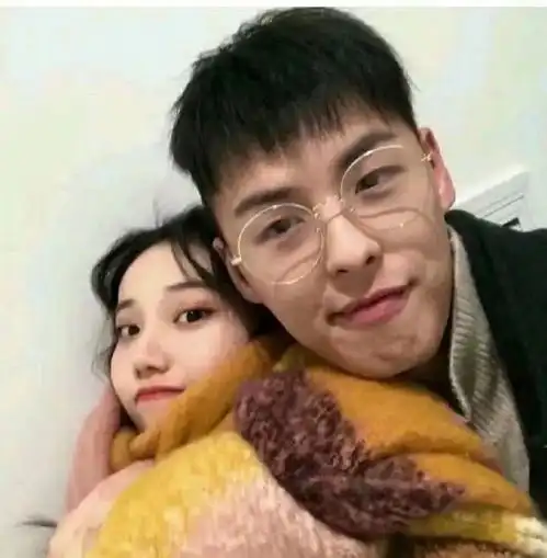  情头小众有高级不明显的情侣头像