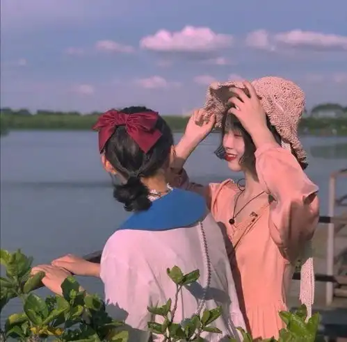  头像天灵灵地灵灵再瘦十斤肯定行