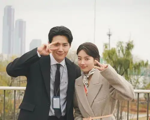  相差12岁再组情侣档,韩国人拍日式纯爱片,7900人观影夺票房冠军