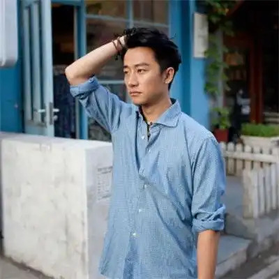  黄轩头像最新图片,黄轩完美关系头像图片