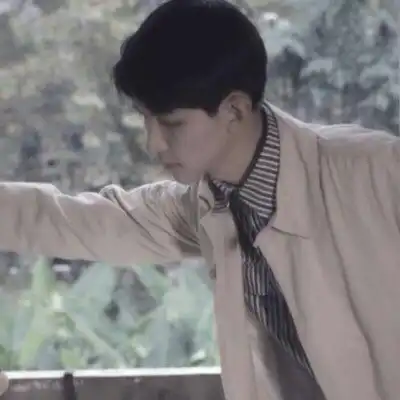  苏瓷成熟个性情头一对两张真人情侣头像我要个性网