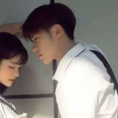  2023年少相恋情侣头像