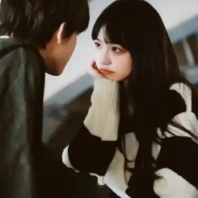  港风恩爱情侣头像