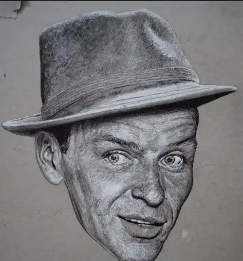  外国美术生的创意素描头像作品欣赏,面部表情和眼神很到位哦