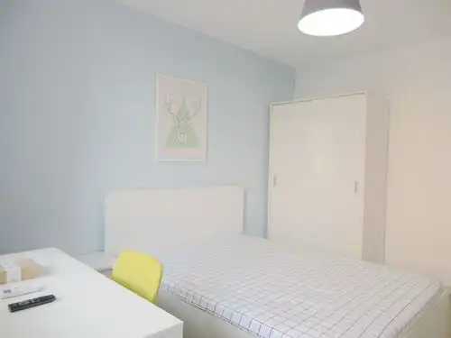 适合情侣闺蜜两人居住冰箱空调设备齐全有wifi...