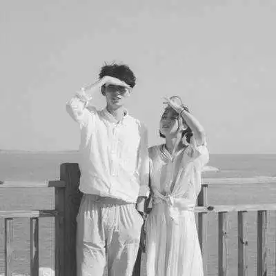  2021情侣黑白头像一男一女深爱无需拿来显摆好好珍惜吧