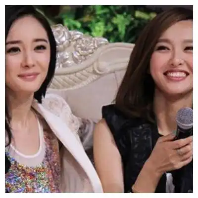 杨幂唐嫣撞衫,看清照片后,是闺蜜实锤了
