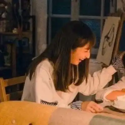  情侣头像真人一人一半高清图片