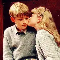  眼泪情侣头像我为你流尽了眼泪