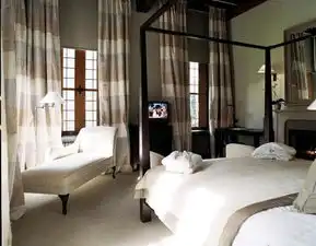  鲁汶克洛斯特马丁氏酒店martinsklooster四星预订优惠价格地址位置联系方式