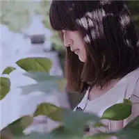  求伤感女生头像