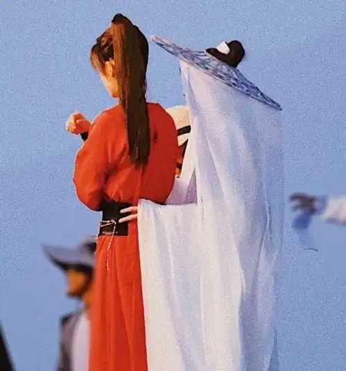  吉星高照大同杀青,谢怜花城再现身高差,城主的服装被批廉价