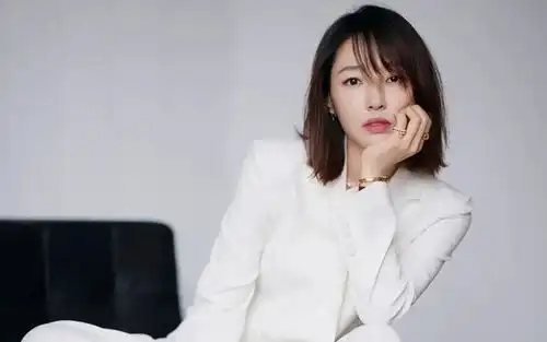 曝国乒世界冠军隐婚生子刚与美女三亚共度3天3夜,女方颜值出众