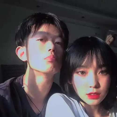  甜甜的情侣头像大全