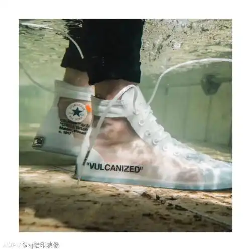  玩味大牌supreme面包机aj1钉画ow雨靴你见过这样的大牌吗