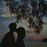  情侣头像背影一生只爱你一人微信头像图片大全