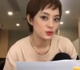  孙俪素颜直播,看清关掉美颜后的她,百万网友停下了送礼物的手