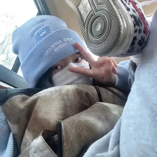  适合冬天的暖呼呼的头像男女生头像