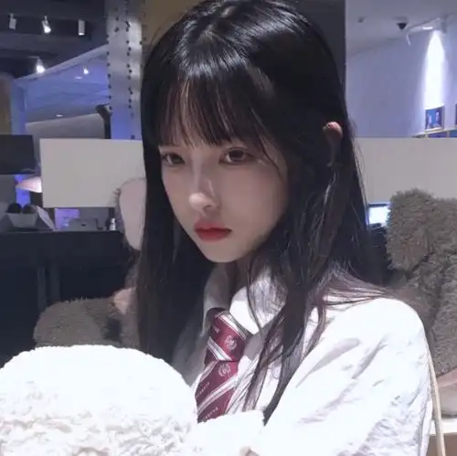 qq聊天若女孩有这3习惯,千万别着急,桃花运不请自来
