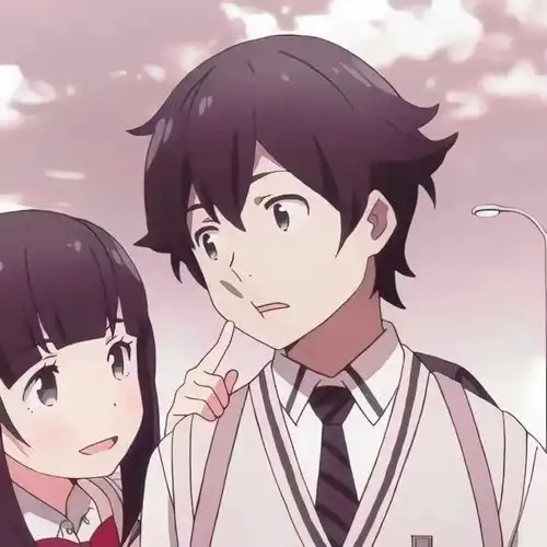  动漫情头生有热烈,藏与俗常