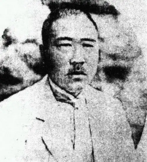  民国军阀张宗昌,娶5位白俄美女为伴,酷爱写诗,有点文化但不多