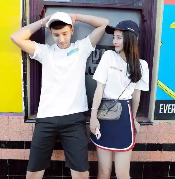  谈恋爱不穿情侣装要怎么来秀恩爱