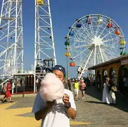  关注q友微信公众