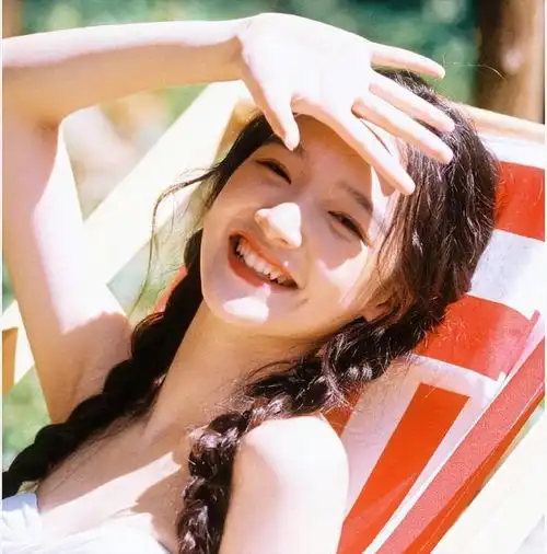  王思聪壕掷4.5万宠物狗送女友,对方暗戳戳秀恩爱,网友悟了