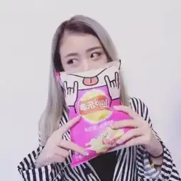  帮我找一张情侣头像图片