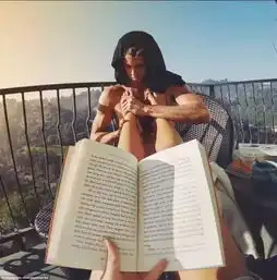  这对90后在世界各个角落秀恩爱,居然秀出了130万粉丝