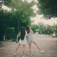 青羽心夏闺蜜头像一对两张背影微信头像图片大全