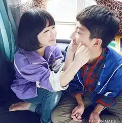  求把这张图片左右颠倒一下速度