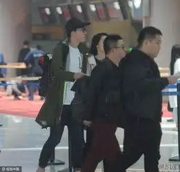  又虐狗刘翔与女友穿情侣鞋现身