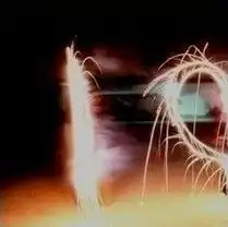  甜蜜幸福的qq情侣头像有你心才会完整