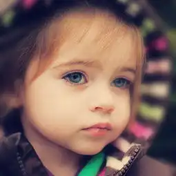  求给这个头像配一个情侣的.也要萌小孩的.