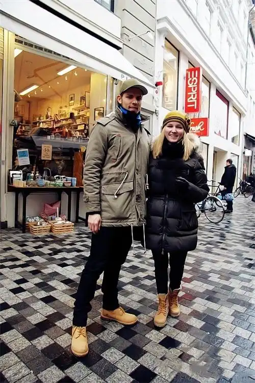  圣诞的爱与潮流,一分钟看完欧美15国情侣穿搭