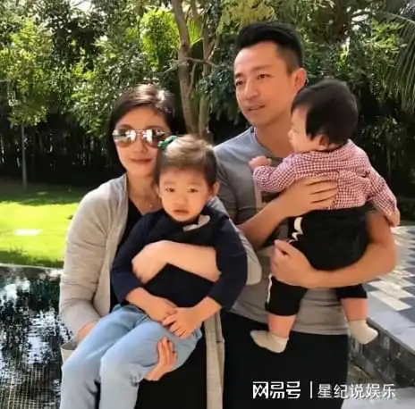  台曝汪小菲夜会辣妹,两人互动亲密,右眼下方淤青存疑