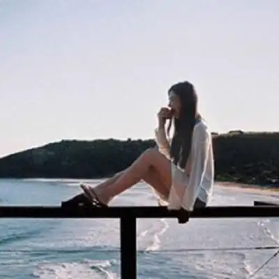  情侣头像时光若水,无言即大美,日子如莲,平凡即至雅