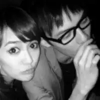  qq头像情侣一对黑白一个没有颜色的世界幸好有你