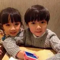  给几个好看点的情侣头像呗