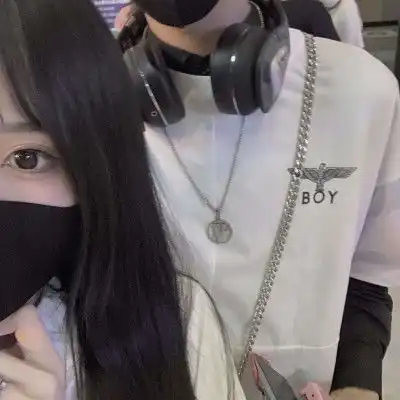  特别关心会心动的情侣头像