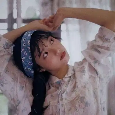  微信女生头像伤感唯美你看他的眼睛好像会笑