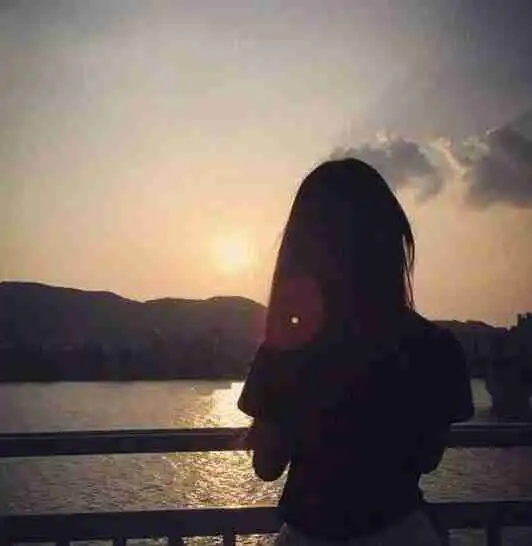  古代新娘红装情侣图像微信头像图片大全