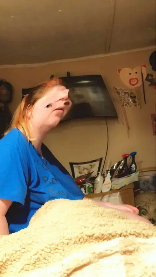 看了闺蜜帮我拍的照片,差点笑成神经病哈哈哈哈哈哈哈哈哈哈哈哈