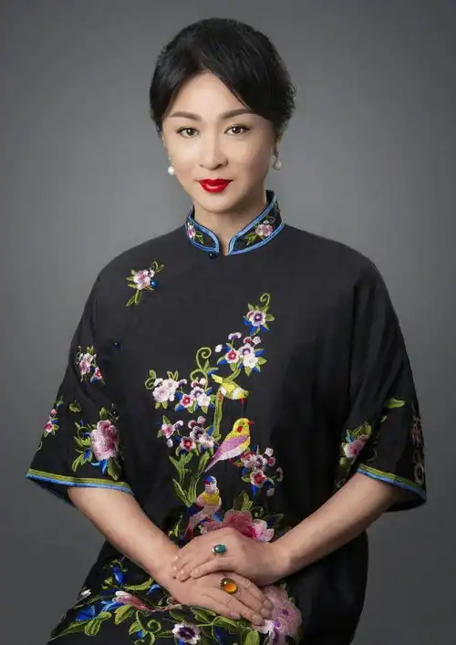 周震南洗白杨幂赵丽颖对打王思聪内涵鞠婧祎乔欣胡一天恋爱王一博蔡徐坤开撕某女星心机重小扒问答回复
