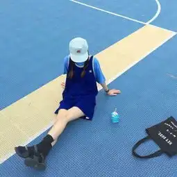  2016最新情侣头像要拿着篮球的那种