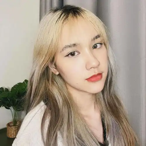  泰国神颜情侣合照爆红海外,400w网友直呼羡慕,女儿不是情侣,是我爸