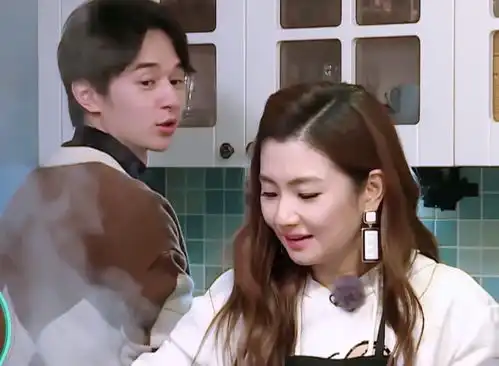  金莎无惧挨骂,回头找盛况,是动了真情还是男嘉宾不够用